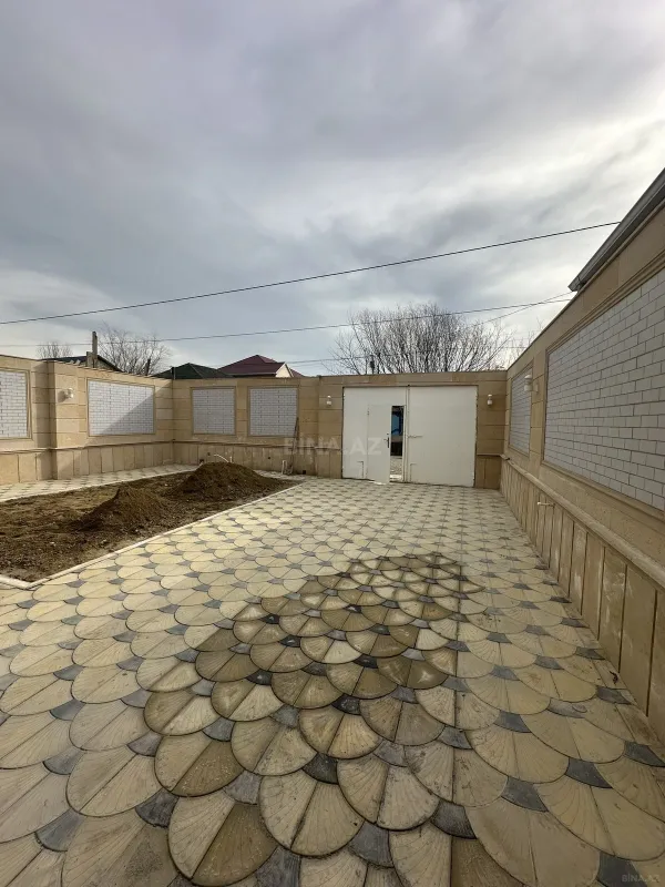 Satılır 4 otaqlı həyət evi 220 m²