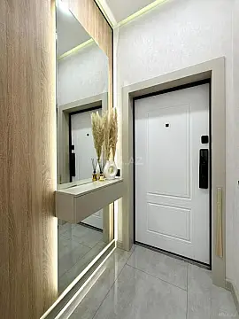 Satılır 2 otaqlı mənzil 76 m²