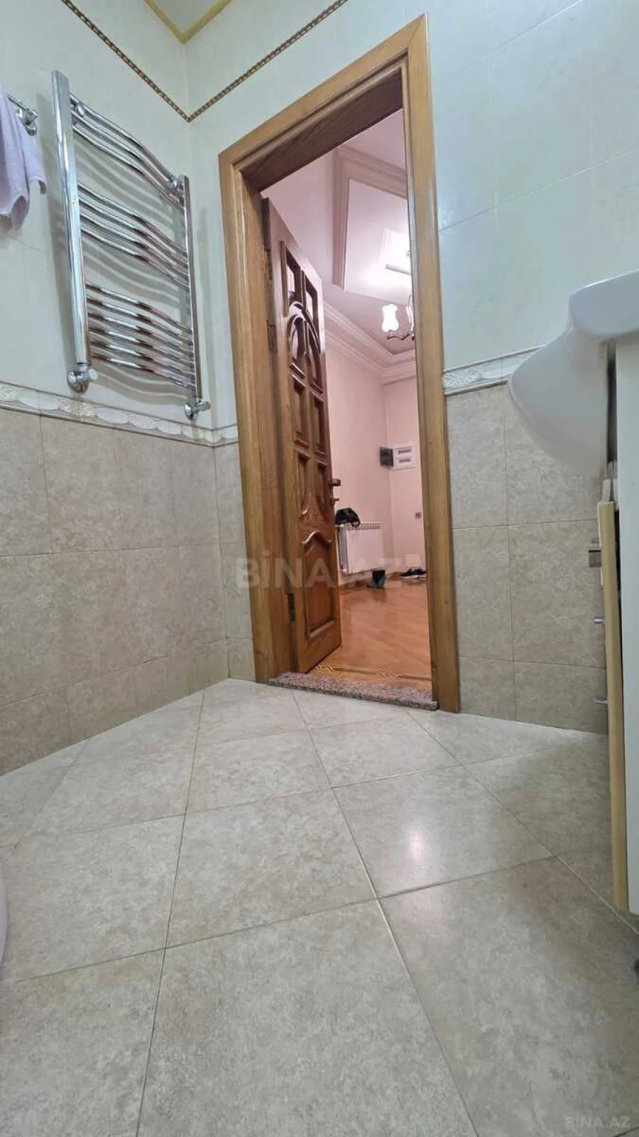 Kirayə verilir 3 otaqlı mənzil 120 m²