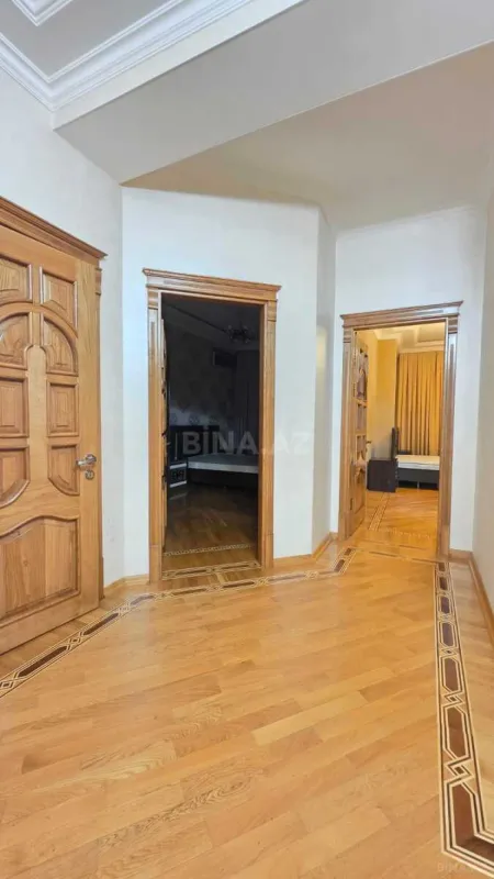 Kirayə verilir 3 otaqlı mənzil 120 m²