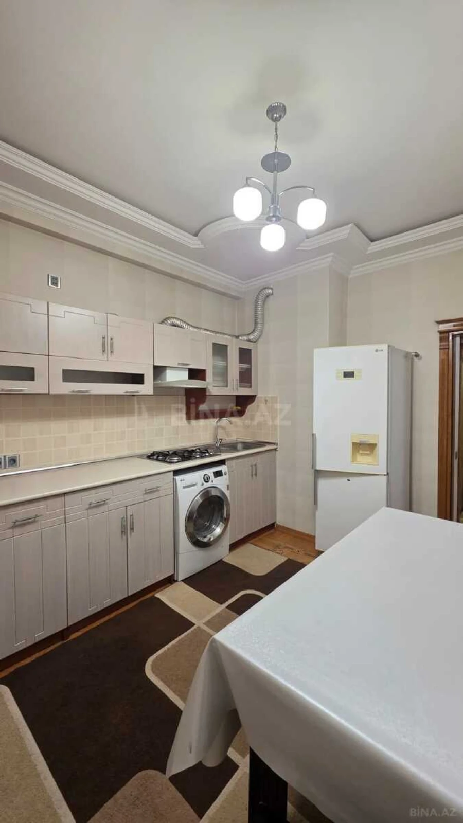 Kirayə verilir 3 otaqlı mənzil 120 m²