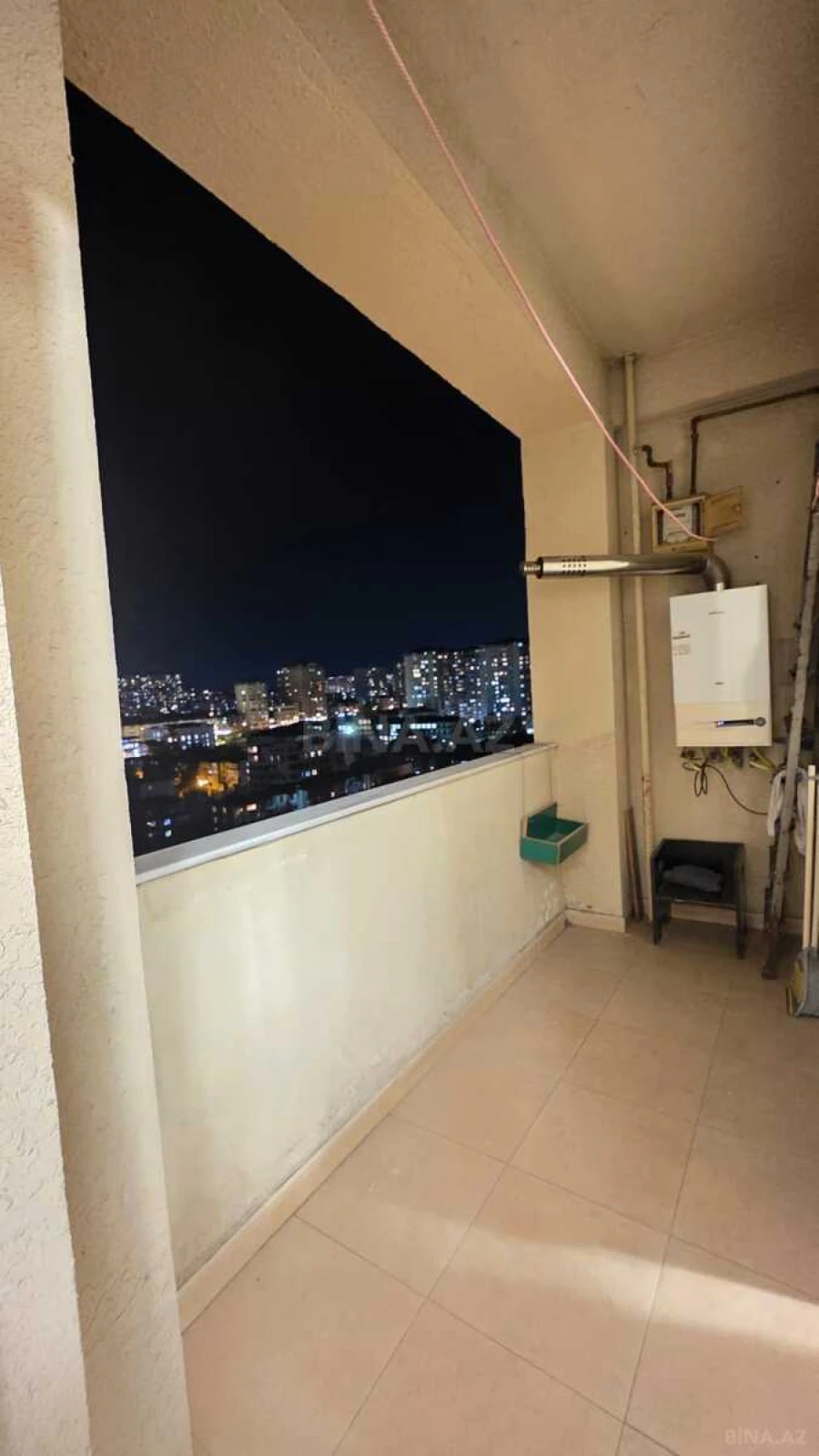 Kirayə verilir 3 otaqlı mənzil 120 m²