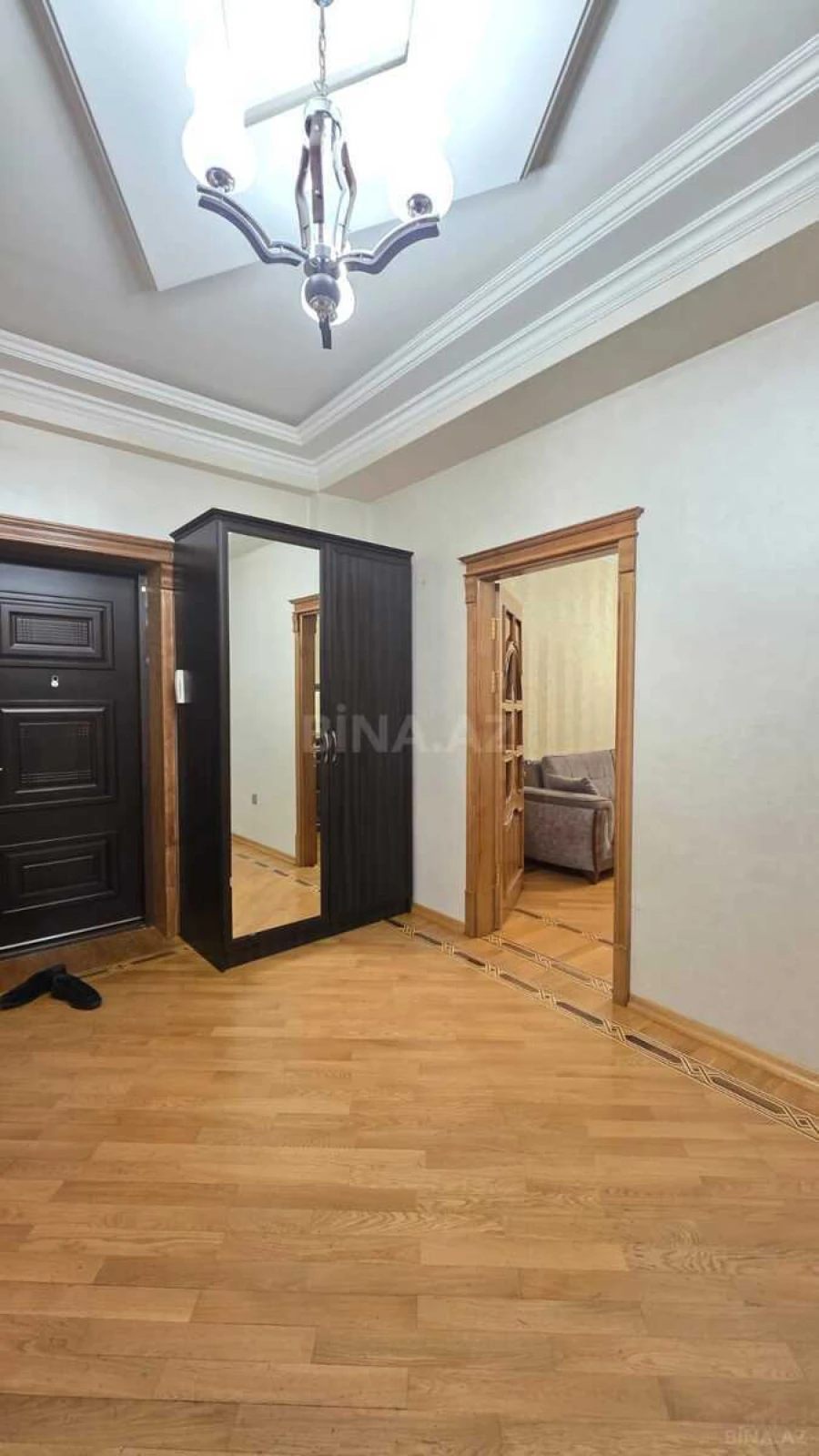 Kirayə verilir 3 otaqlı mənzil 120 m²