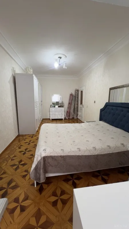 Satılır 3 otaqlı mənzil 75 m²