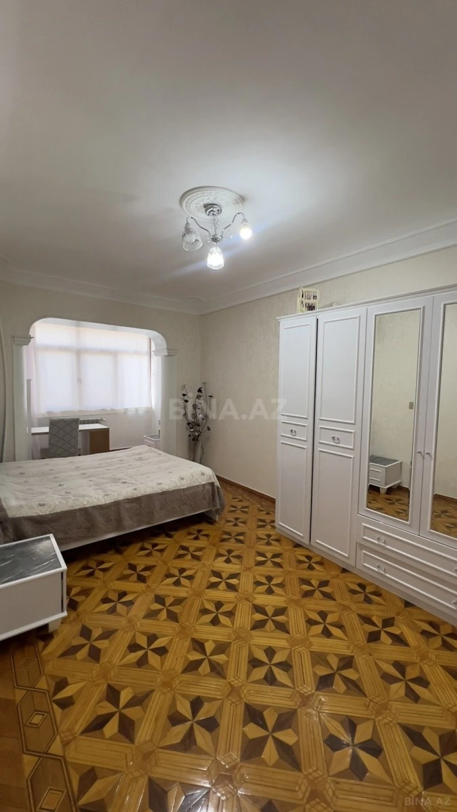 Satılır 3 otaqlı mənzil 75 m²