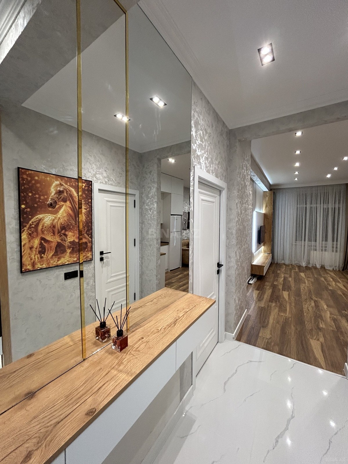 Satılır 2 otaqlı mənzil 58 m² — Bakı, Həzi Aslanov qəs. 2 otaq 58.00 m²