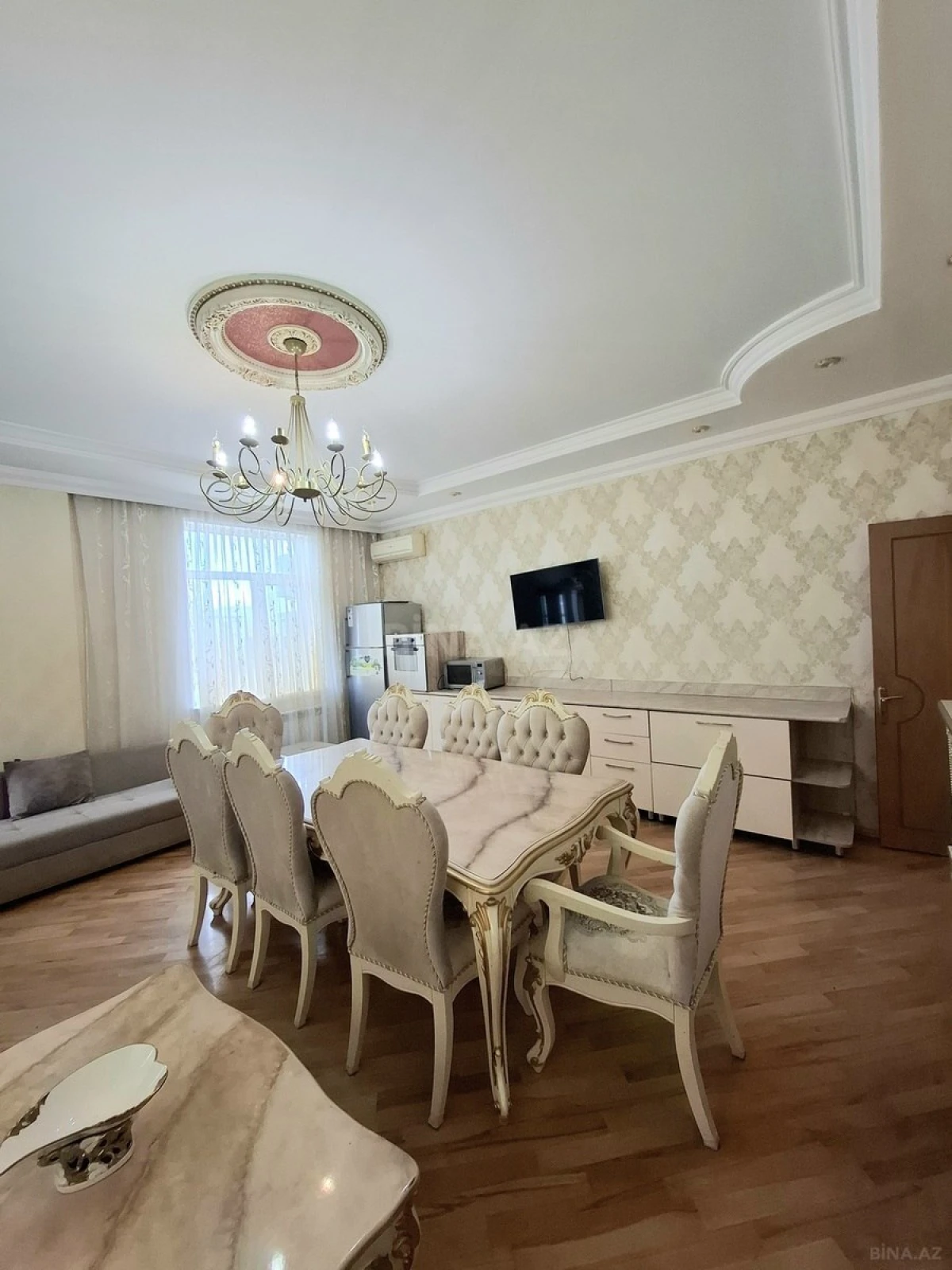 Satılır 3 otaqlı mənzil 105 m²