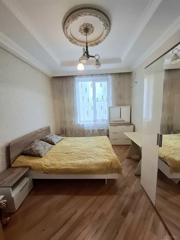 Satılır 3 otaqlı mənzil 105 m²