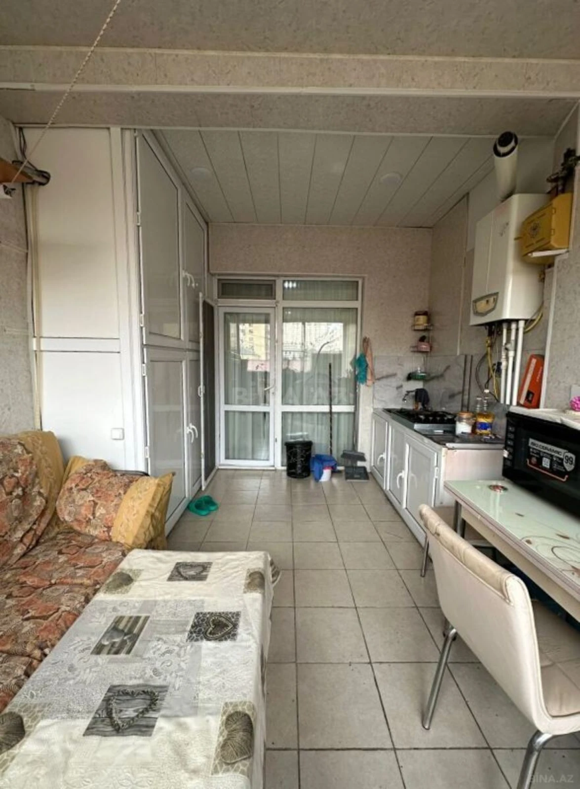 Satılır 3 otaqlı mənzil 147 m²