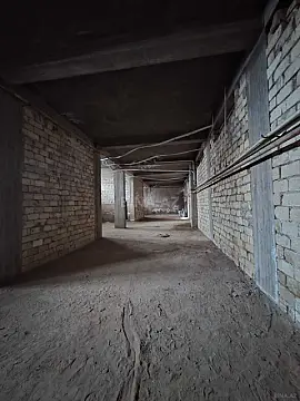 Satılır obyekt 298 m²