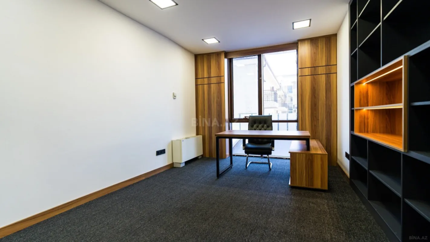 Kirayə verilir 5 otaqlı ofis 230 m²