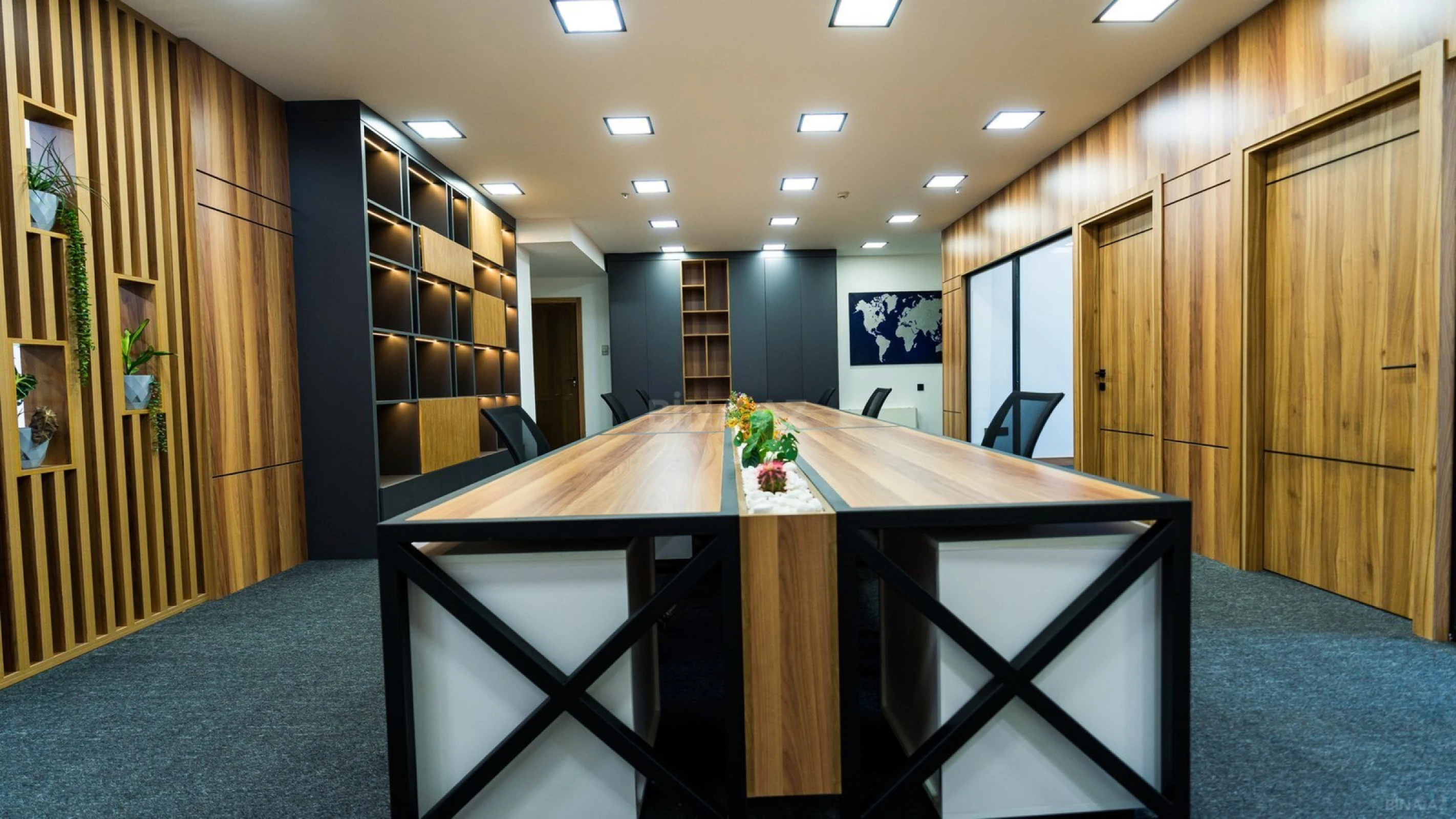 Kirayə verilir 5 otaqlı ofis 230 m²