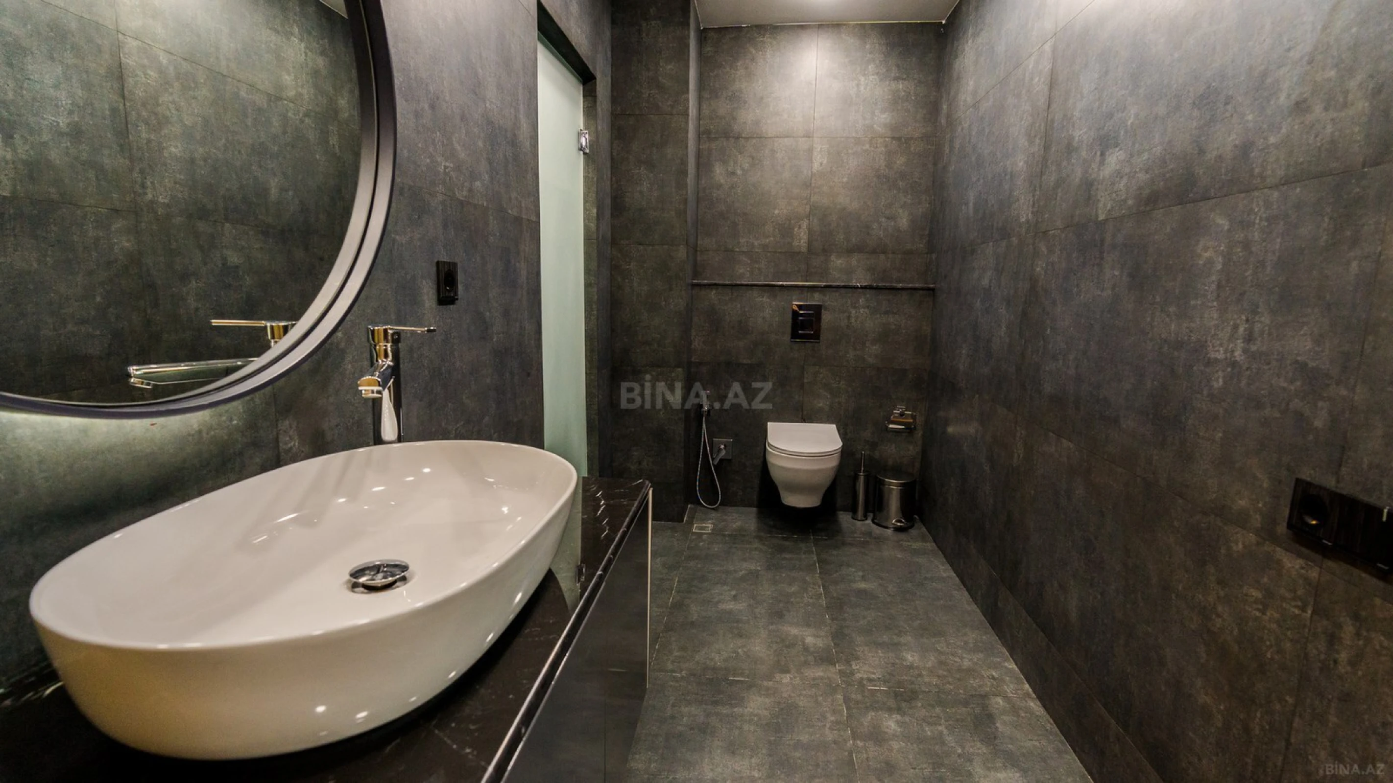 Kirayə verilir 5 otaqlı ofis 230 m²