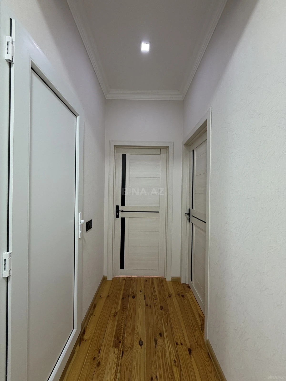 Satılır 2 otaqlı mənzil 53 m²
