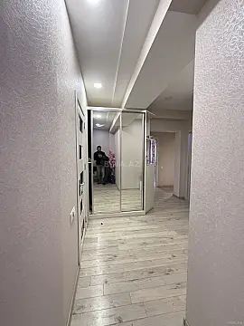 Satılır 2 otaqlı mənzil 70 m²