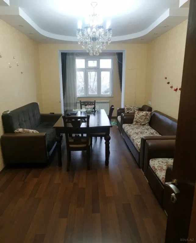 Satılır 3 otaqlı mənzil 87 m²