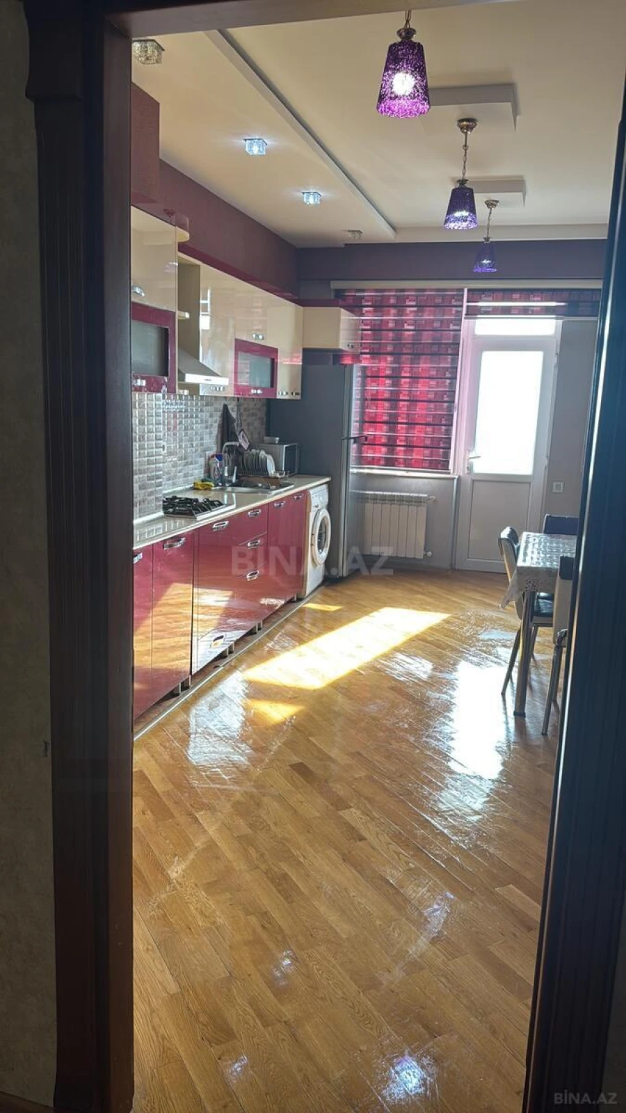 Kirayə verilir 6 otaqlı həyət evi 240 m²