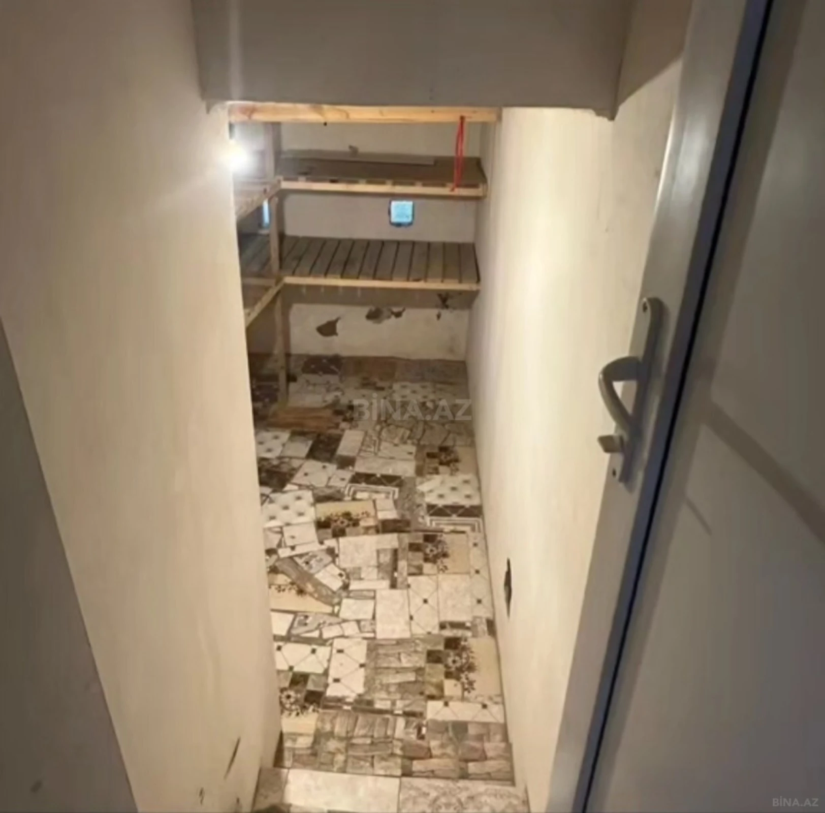 Kirayə verilir 6 otaqlı həyət evi 240 m²