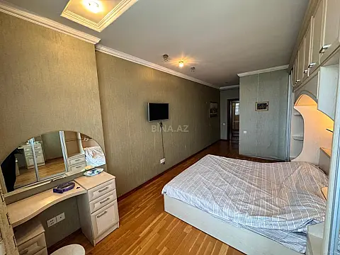 Kirayə verilir 3 otaqlı mənzil 105 m²