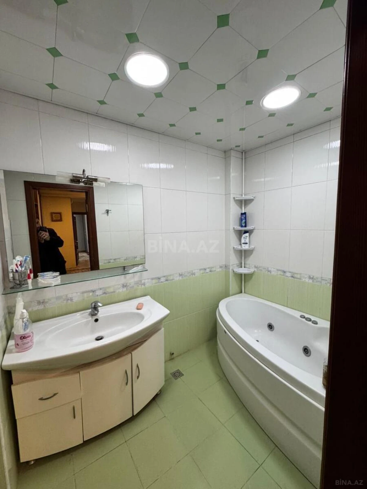Kirayə verilir 3 otaqlı mənzil 105 m²