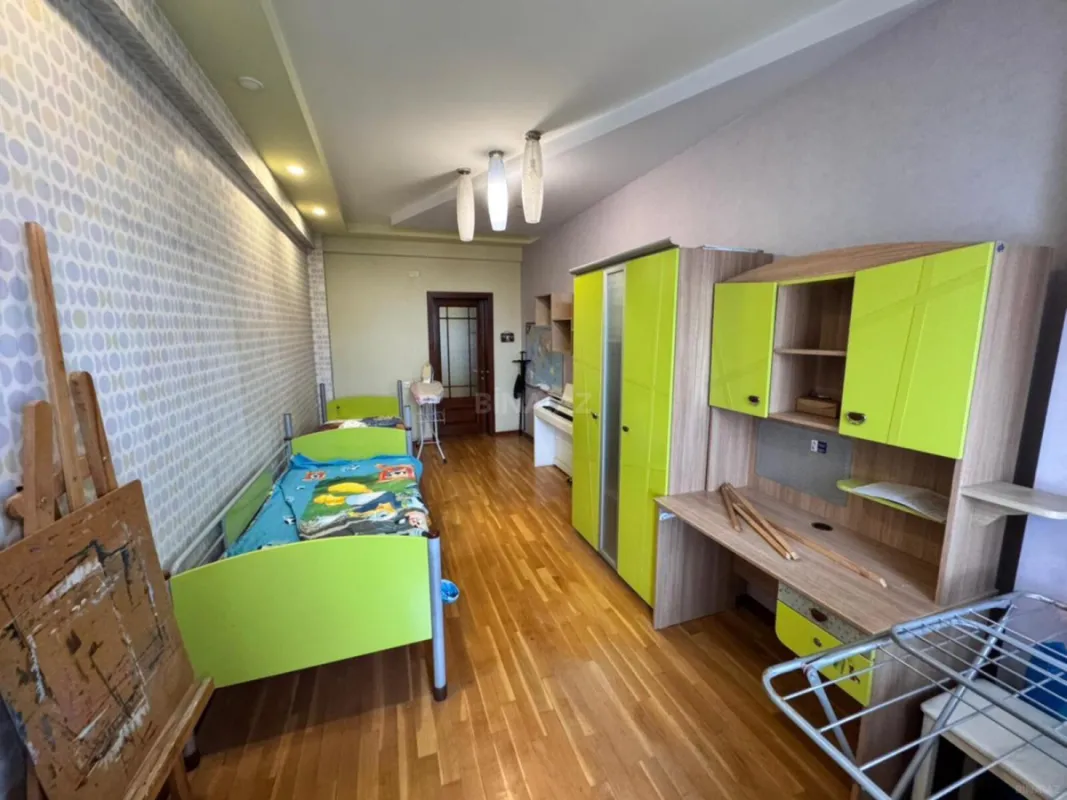 Kirayə verilir 3 otaqlı mənzil 105 m²