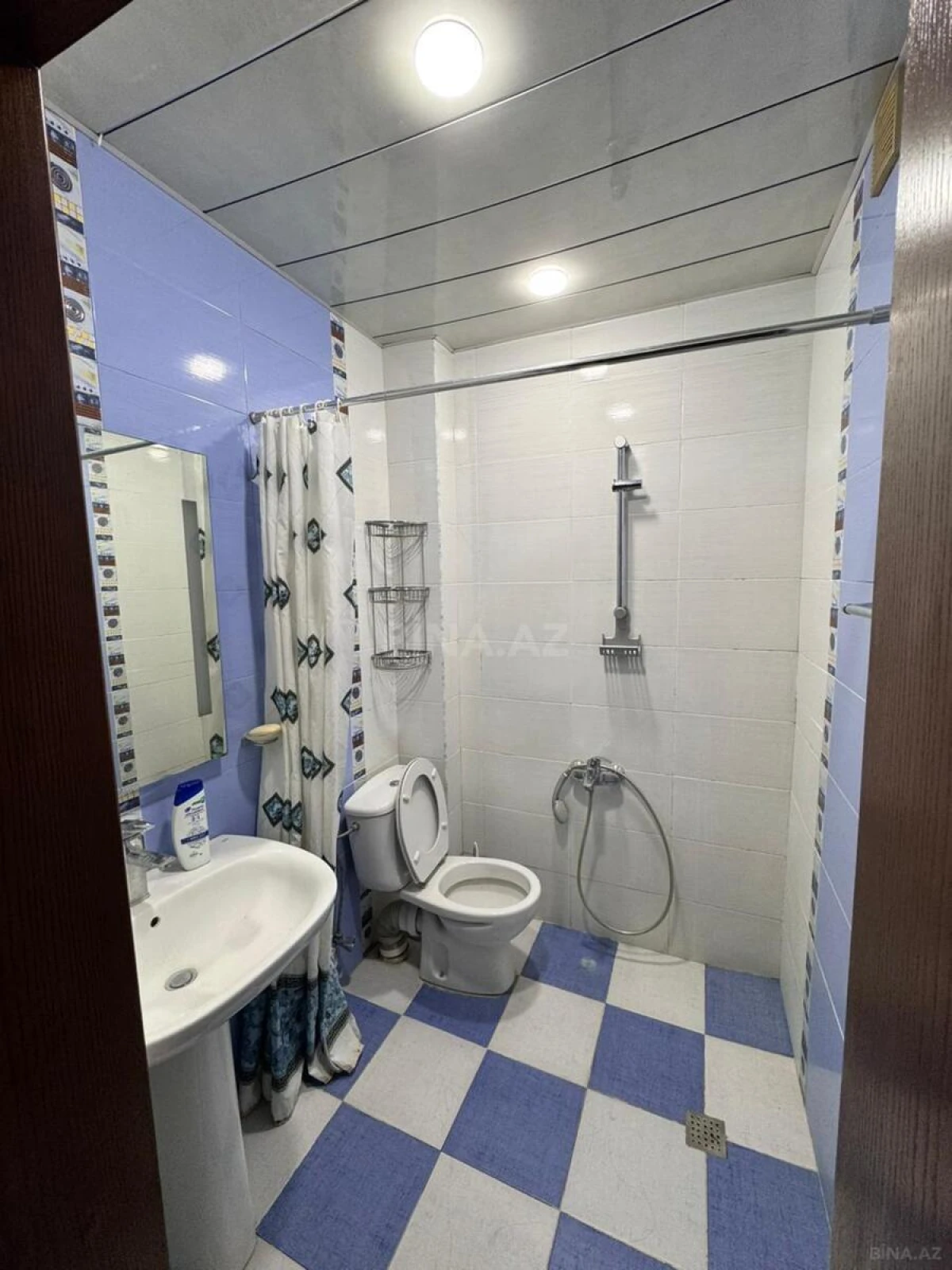 Kirayə verilir 3 otaqlı mənzil 105 m²