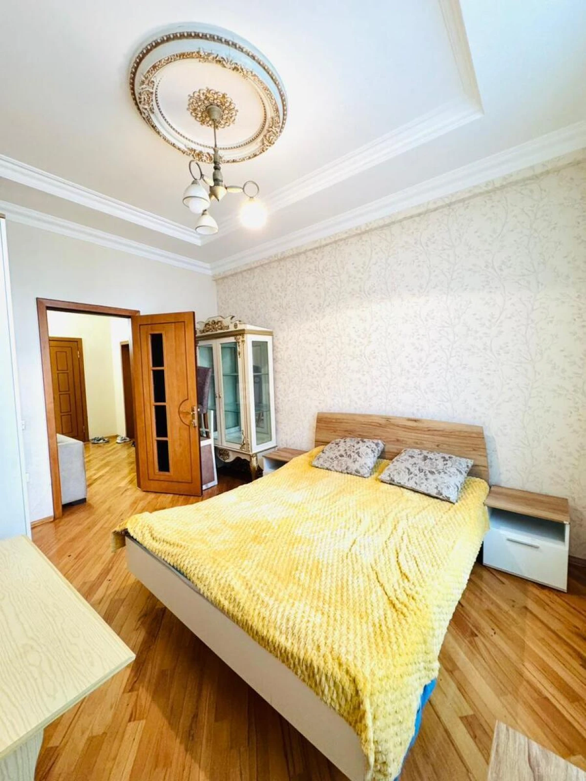 Satılır 3 otaqlı mənzil 105 m²