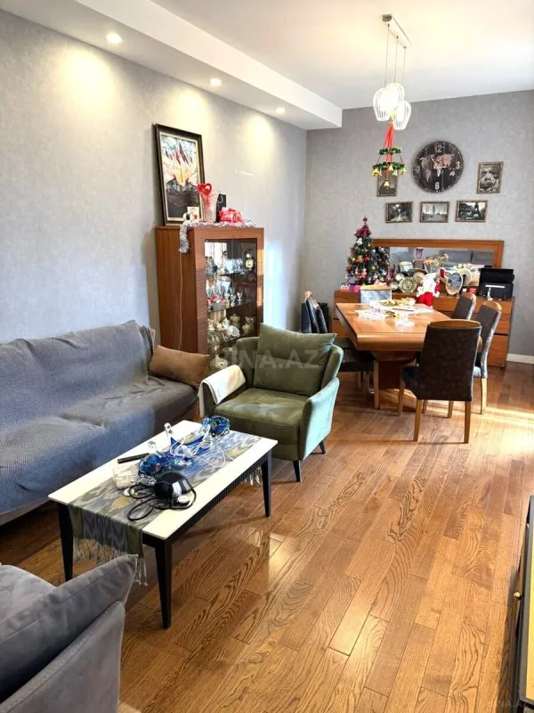 Satılır 3 otaqlı mənzil 105 m²