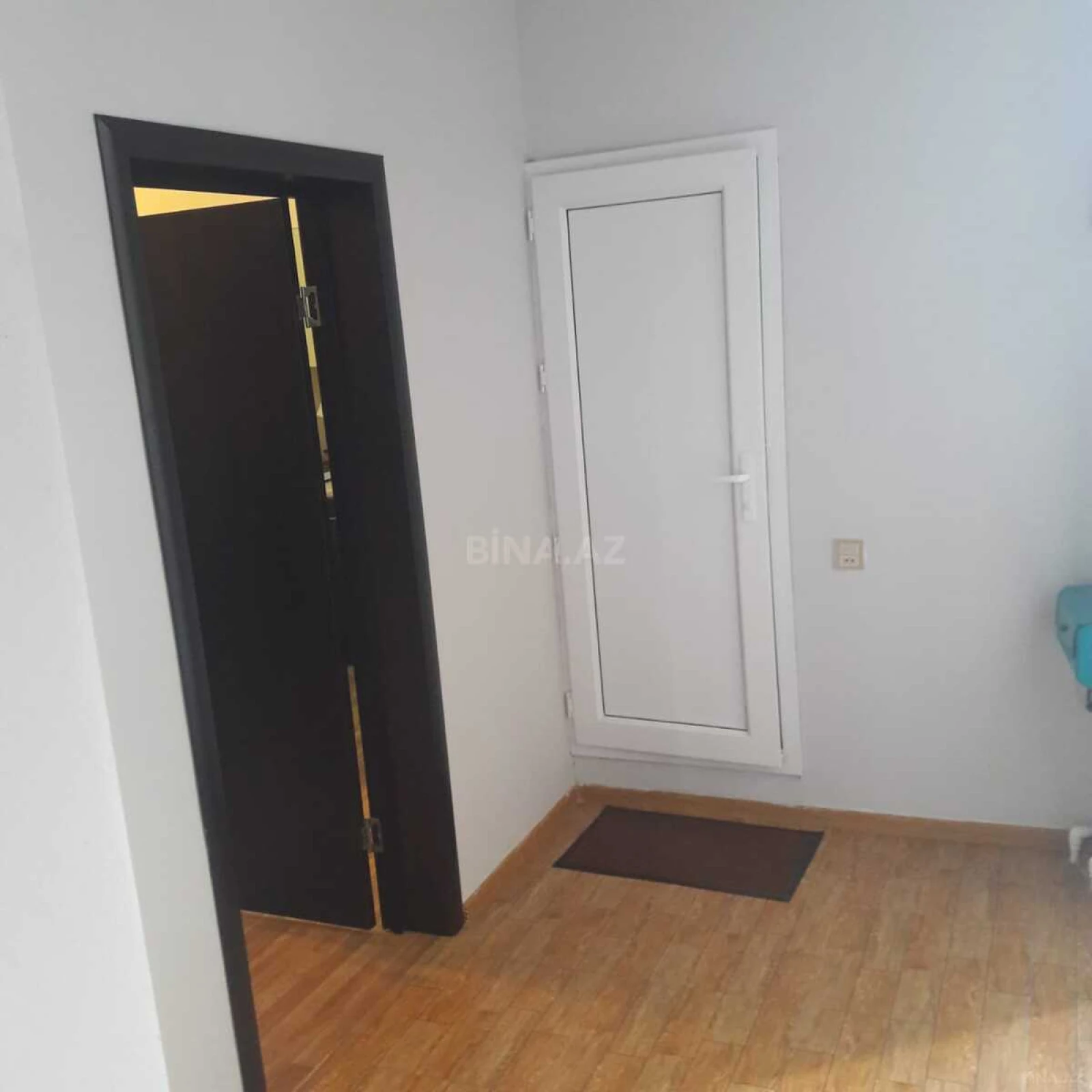 Kirayə verilir 3 otaqlı ofis 100 m²