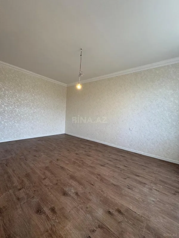 Satılır 6 otaqlı həyət evi 260 m²