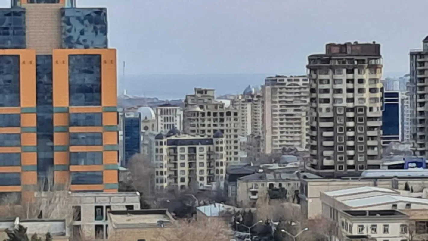 Kirayə verilir 2 otaqlı mənzil 90 m²