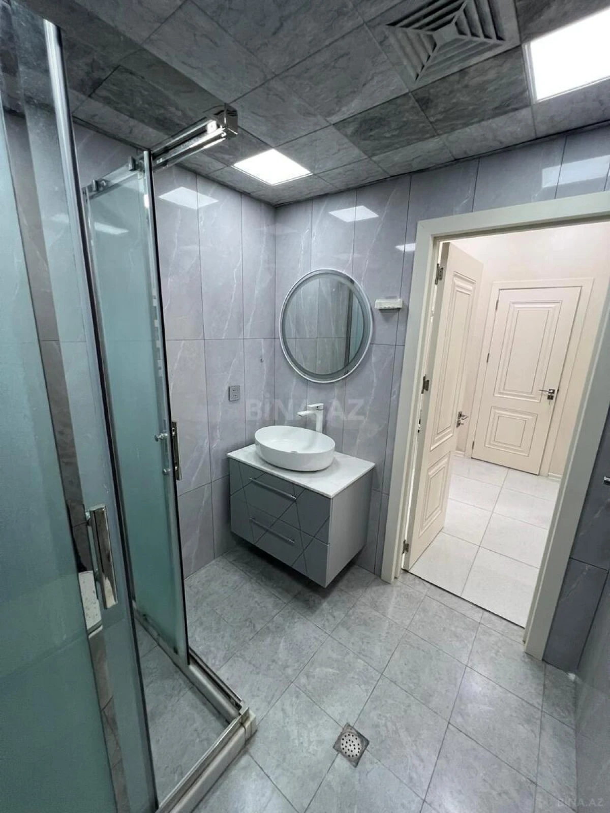 Kirayə verilir 3 otaqlı mənzil 68 m²