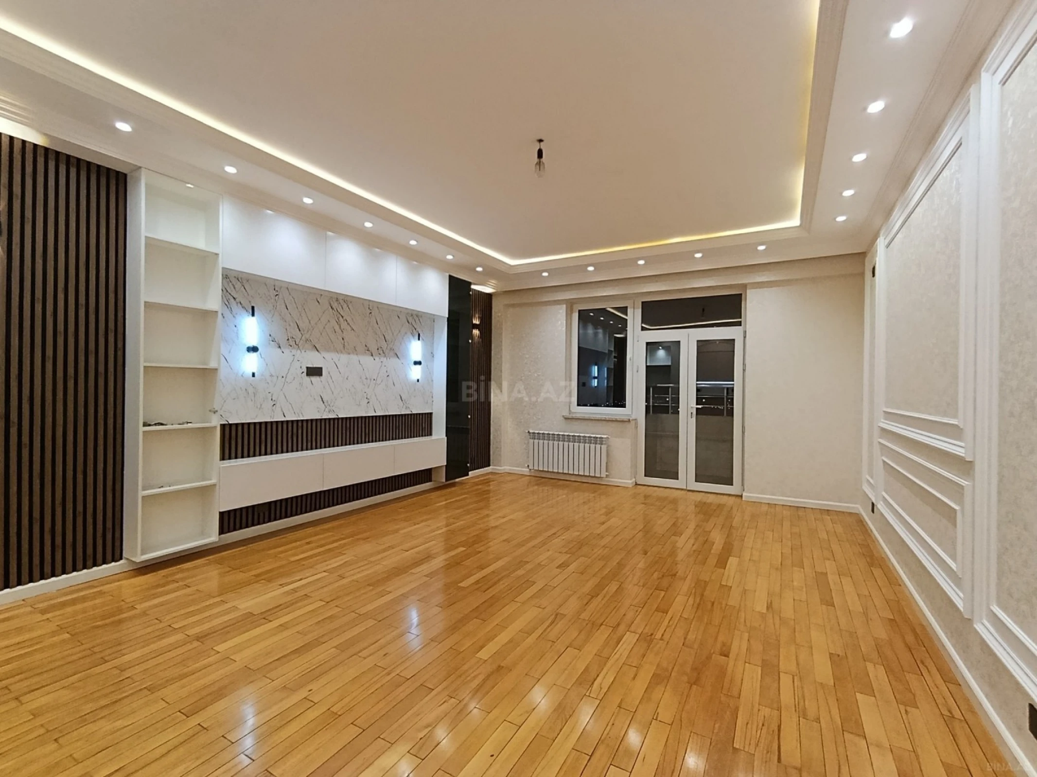 Satılır 3 otaqlı mənzil 106 m²