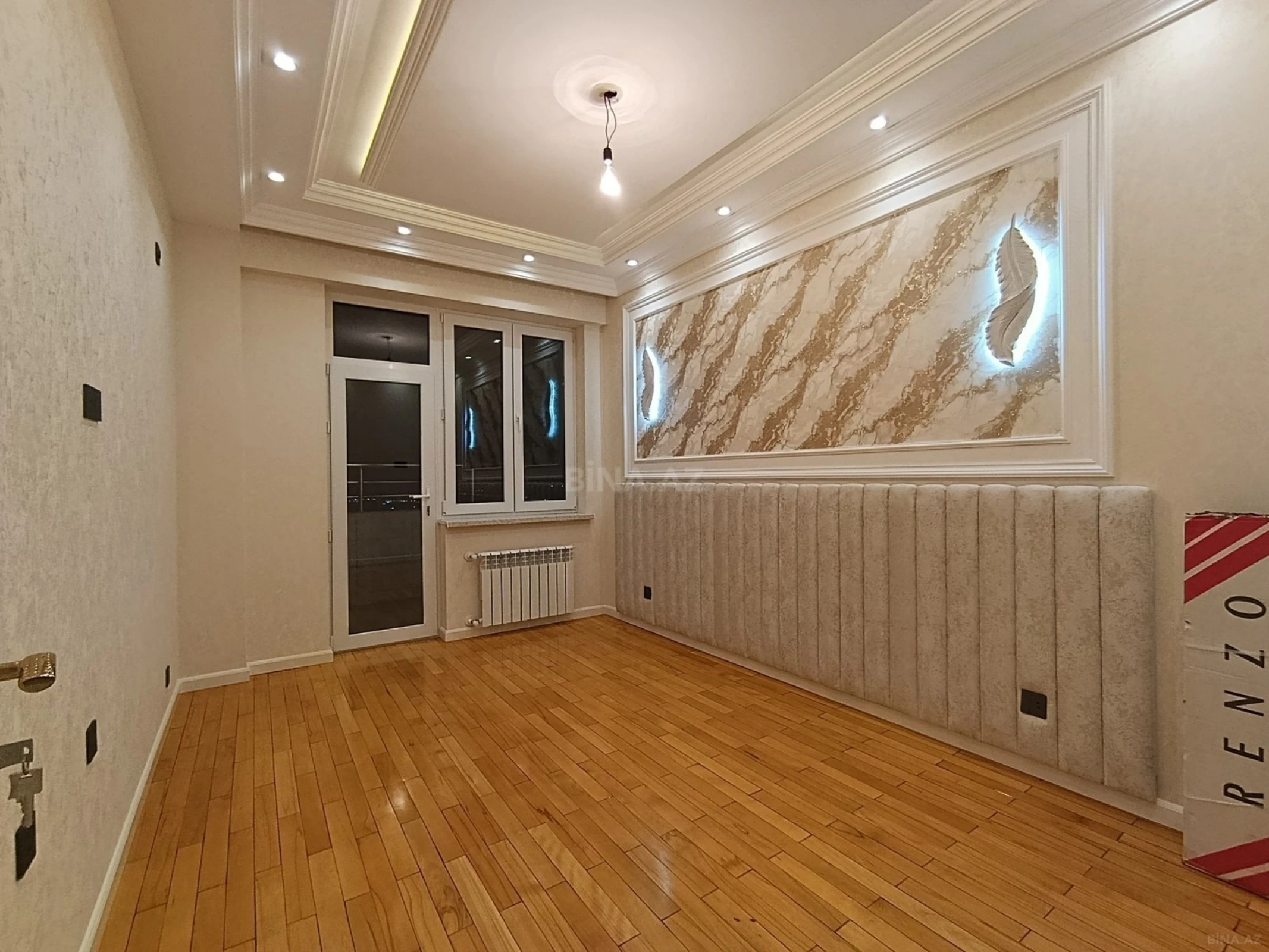 Satılır 3 otaqlı mənzil 106 m²