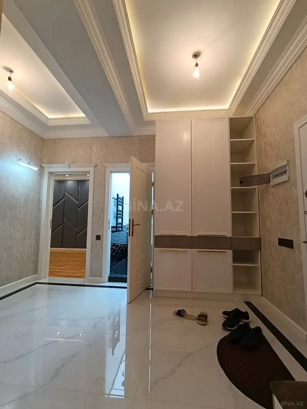 Satılır 3 otaqlı mənzil 106 m²