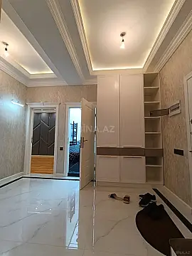 Satılır 3 otaqlı mənzil 106 m²