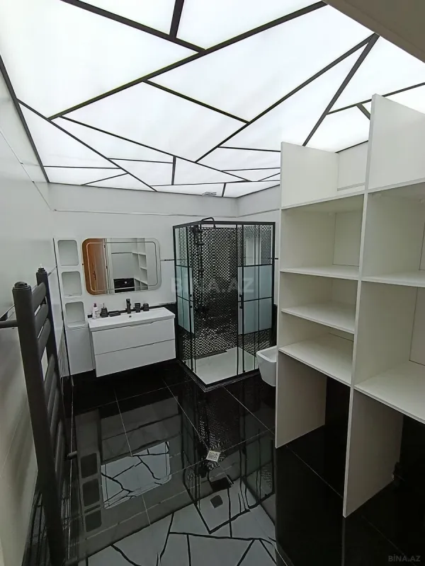 Satılır 3 otaqlı mənzil 106 m²