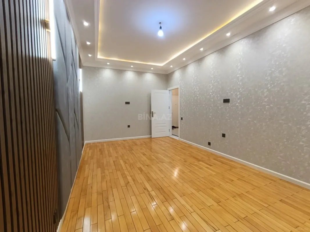 Satılır 3 otaqlı mənzil 106 m²