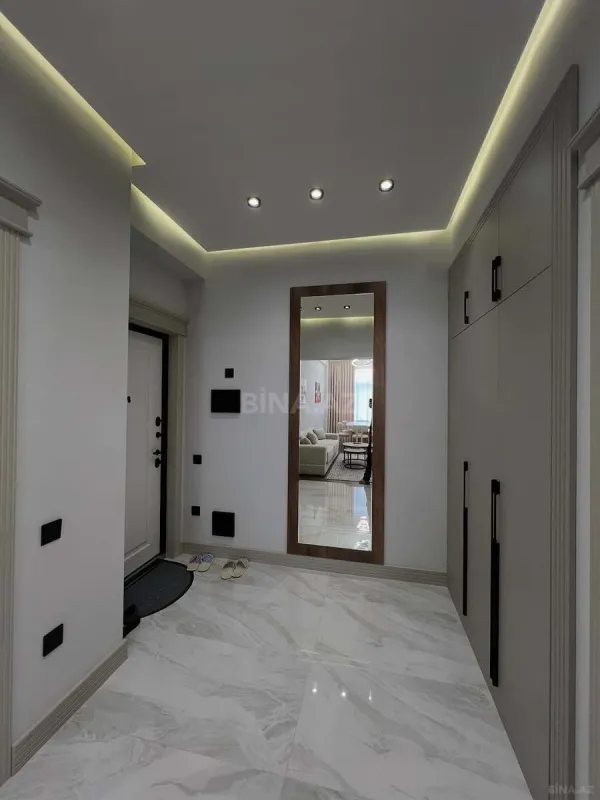 Satılır 3 otaqlı mənzil 77 m²