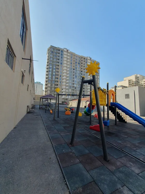 Satılır 3 otaqlı mənzil 77 m²