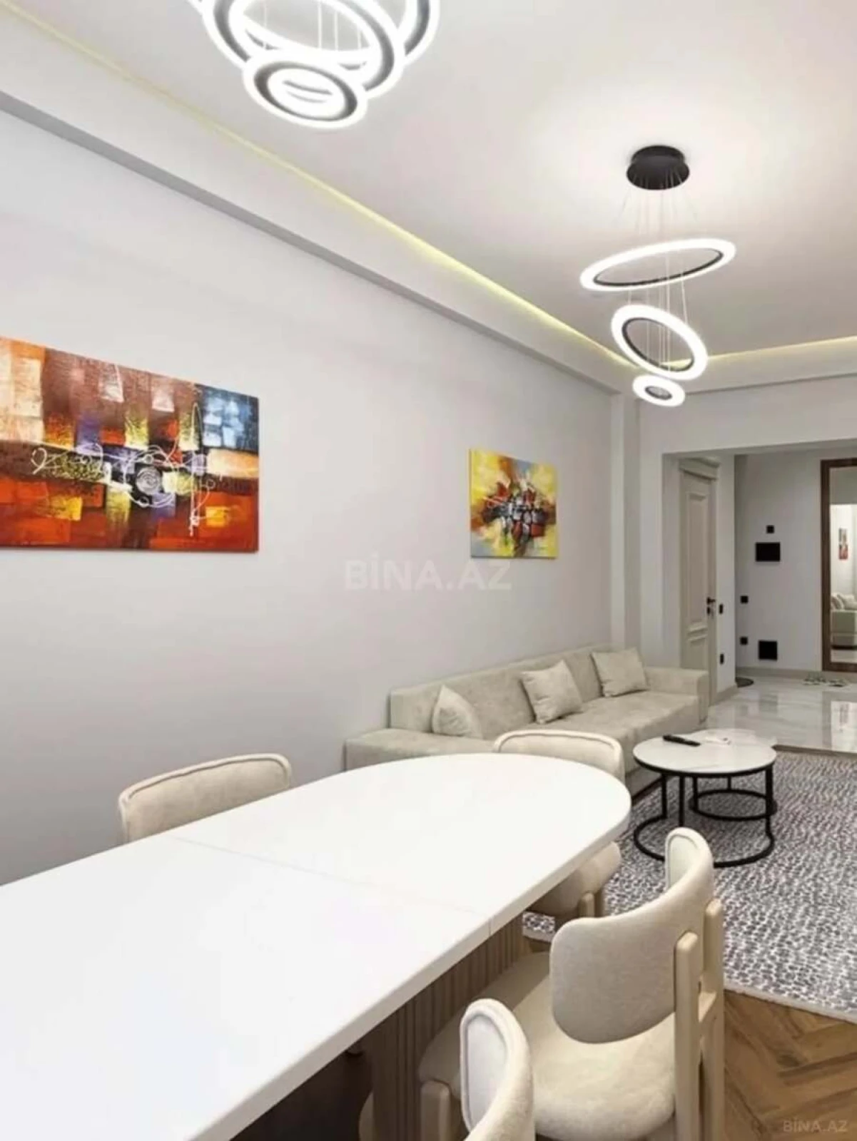 Satılır 3 otaqlı mənzil 77 m²