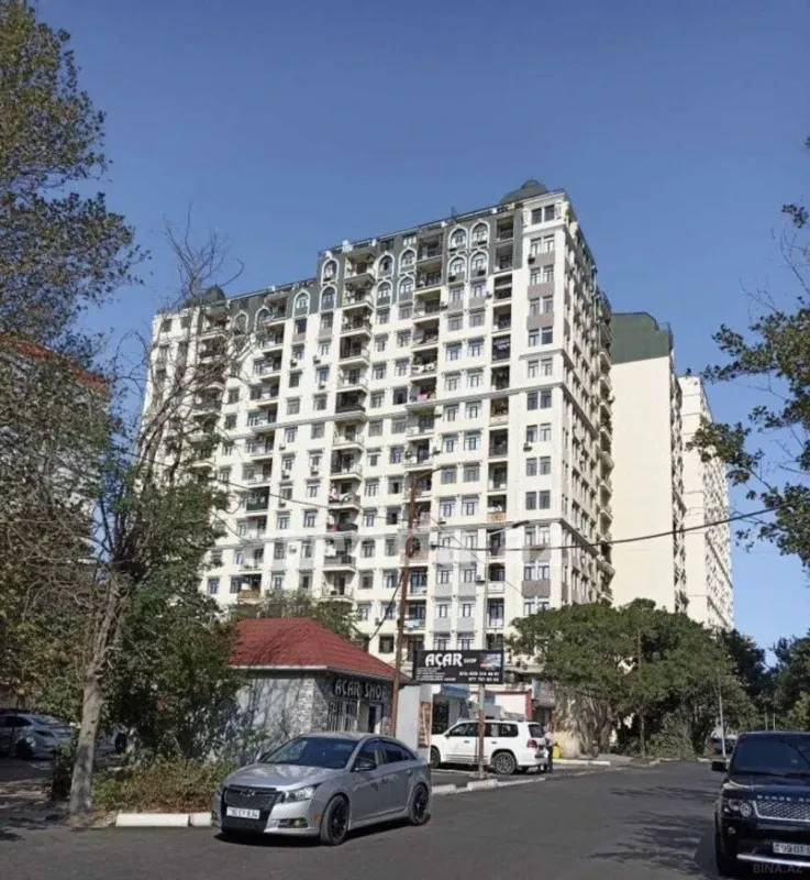Satılır 2 otaqlı mənzil 75 m²