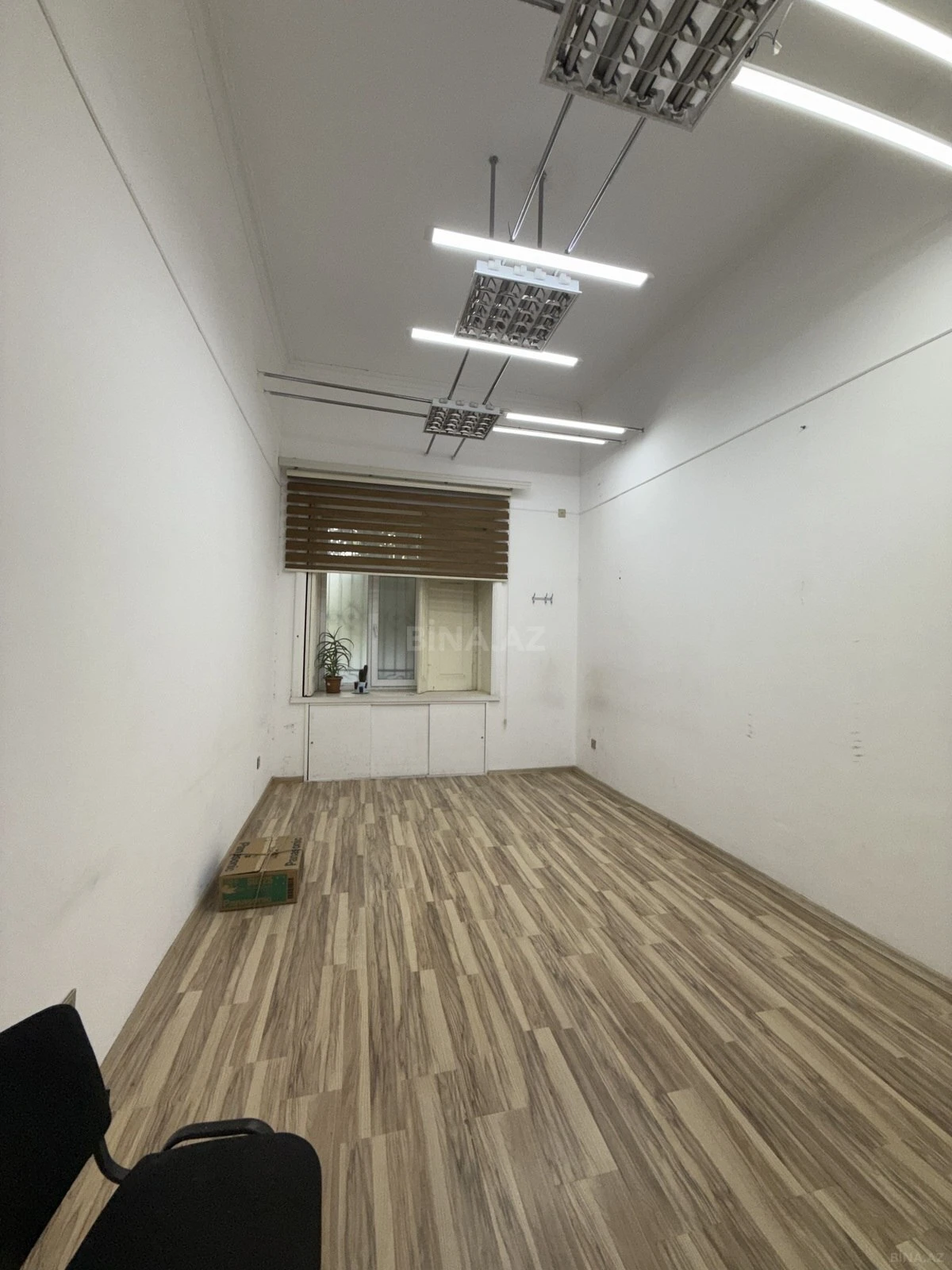 Satılır 4 otaqlı mənzil 110 m²