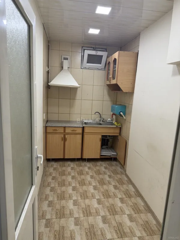 Satılır 4 otaqlı mənzil 110 m²