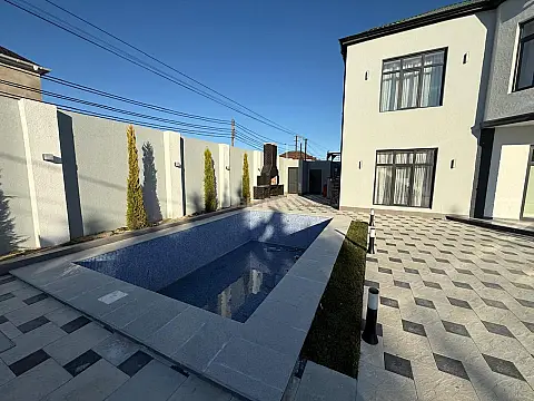 Satılır 7 otaqlı həyət evi 350 m²