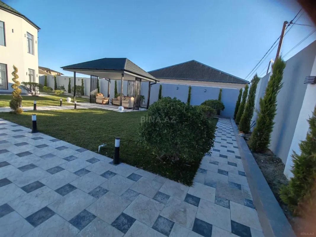 Satılır 7 otaqlı həyət evi 350 m²