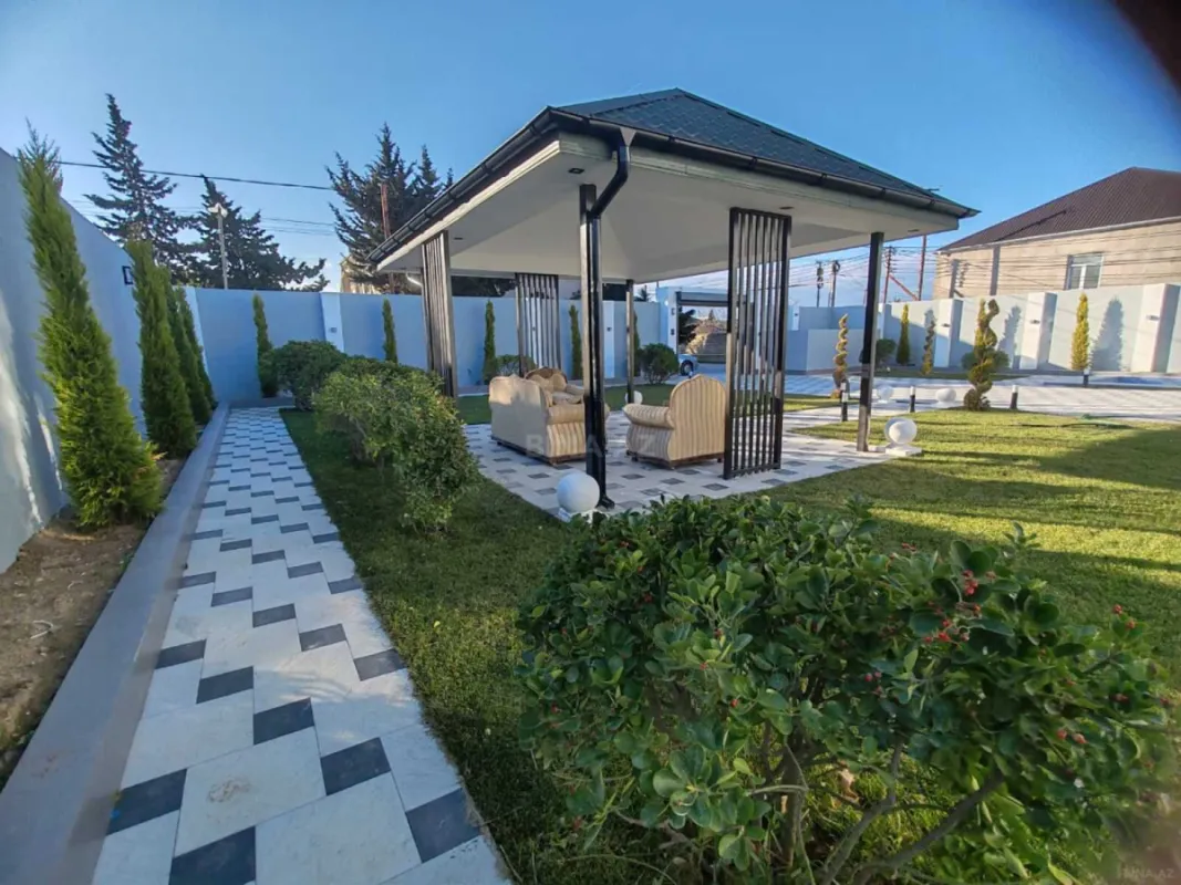 Satılır 7 otaqlı həyət evi 350 m²