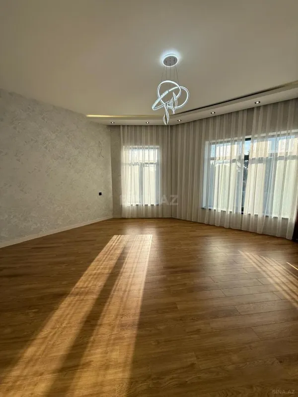 Satılır 7 otaqlı həyət evi 350 m²