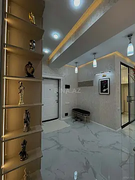 Kirayə verilir 3 otaqlı mənzil 130 m²