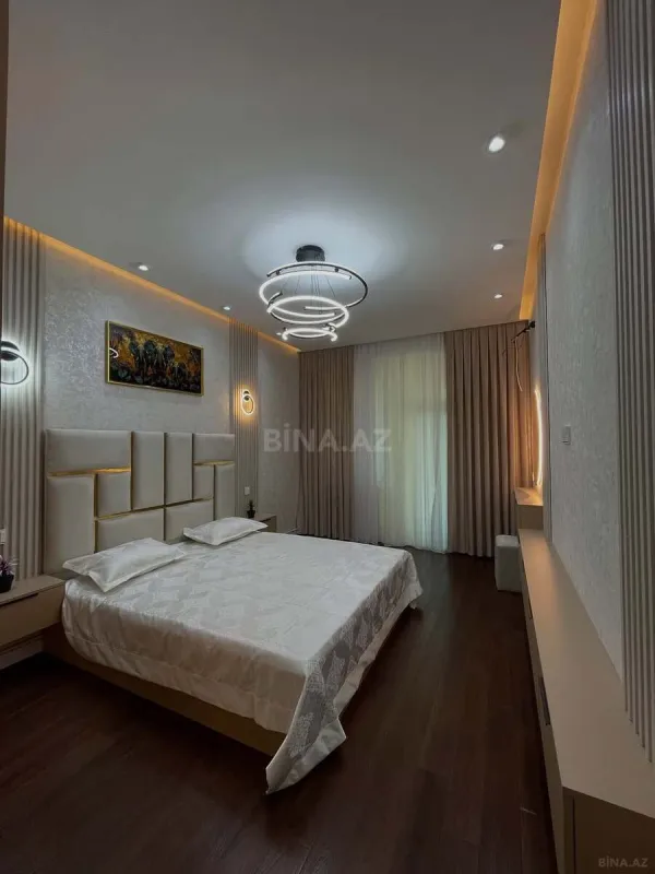 Kirayə verilir 3 otaqlı mənzil 130 m²